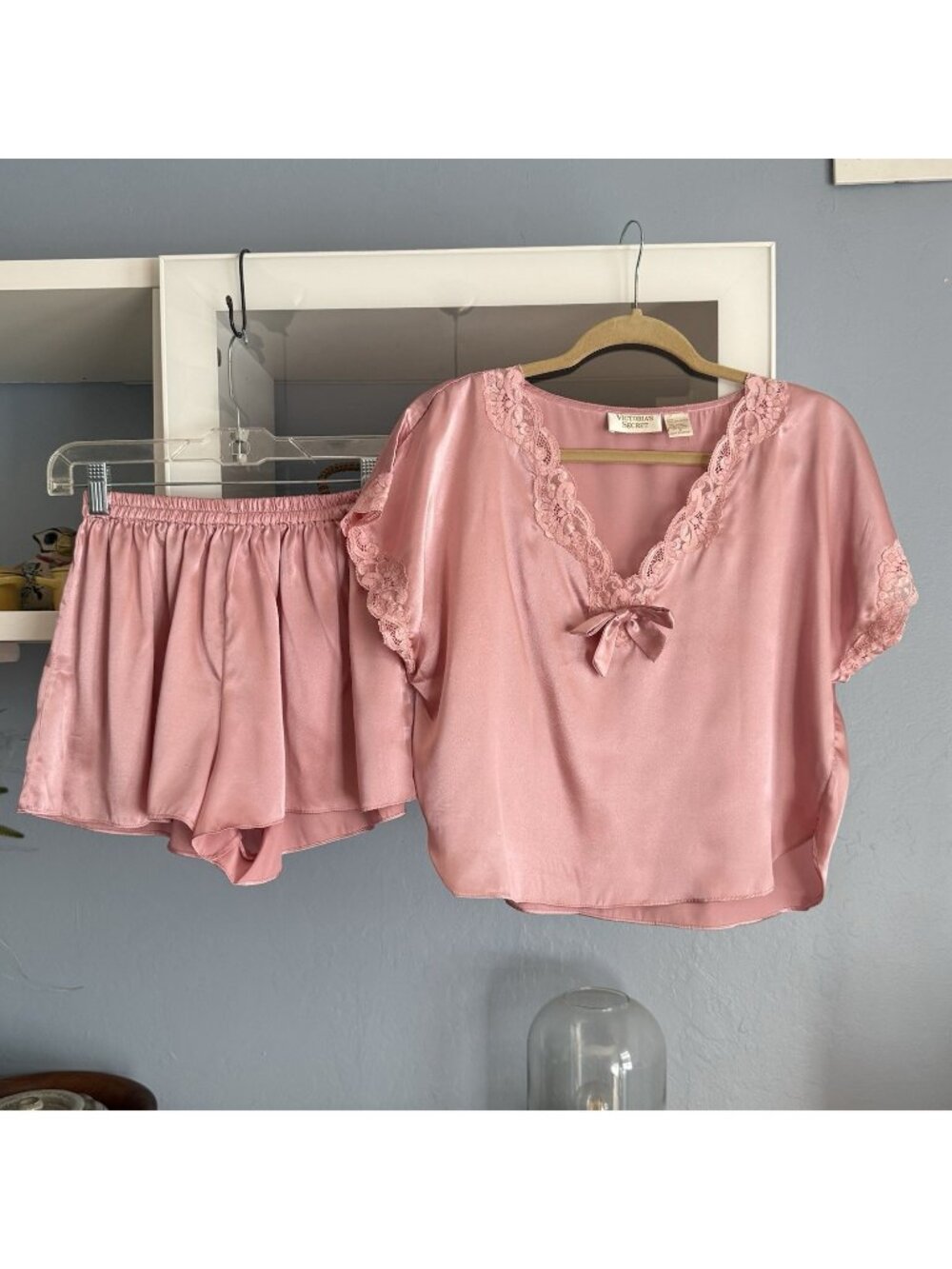VTG Victoria’s Secret Gold Label Satin Lace Pajama Set Top Shorts Blush Pink